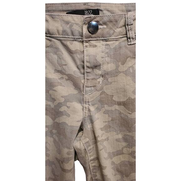 1822 Denim Gray Camo Jeans tapered Legs Size 28 - Picture 2 of 9
